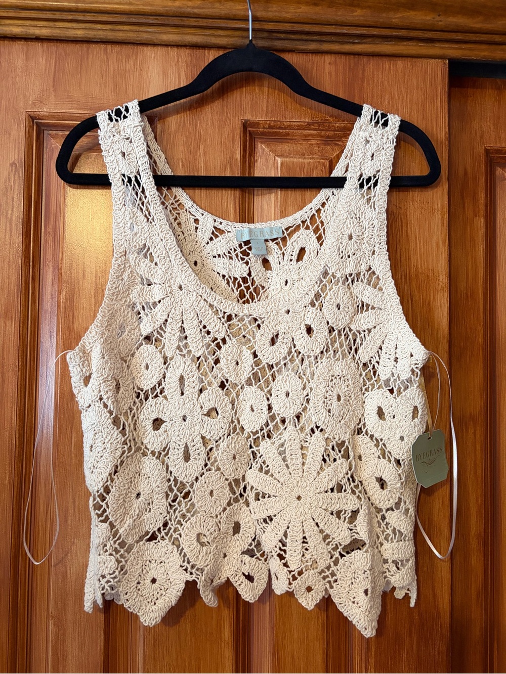 cream crochet tank top with floral lacey design